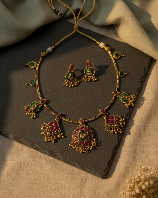 Lakshmi Heritage Motif Necklace Set