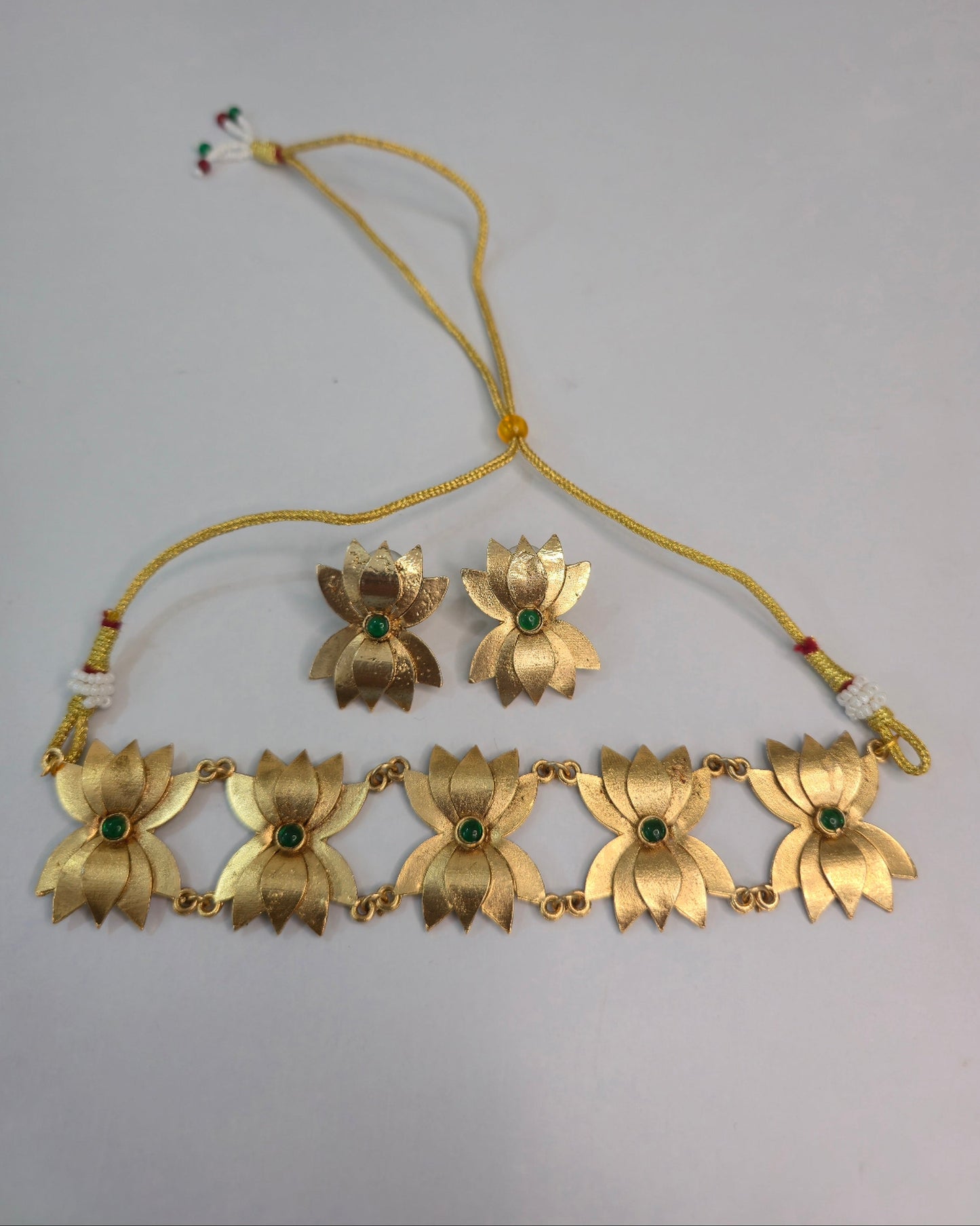 Matte Lotus Bloom Choker Set