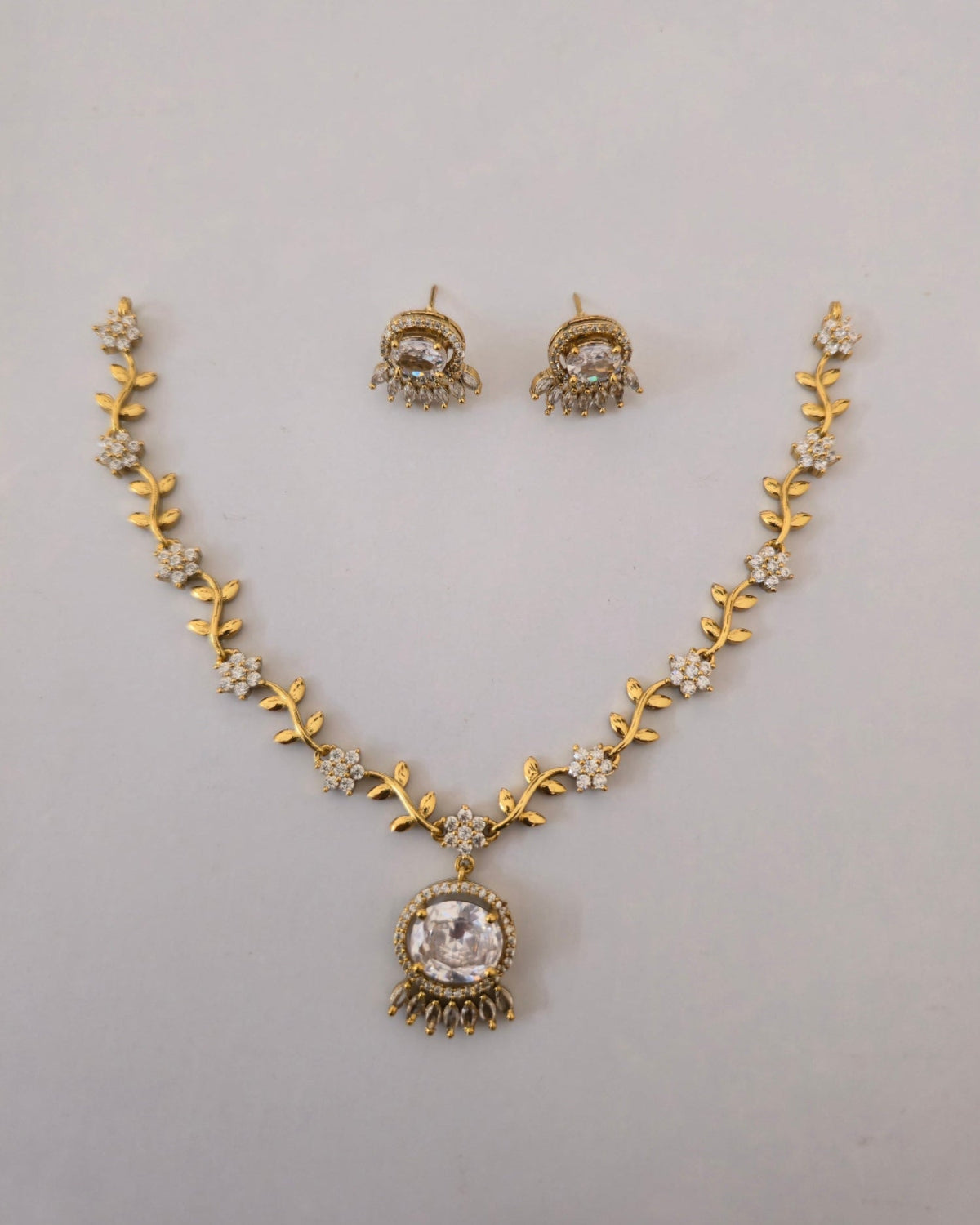 Elara Floral Drop Necklace Set