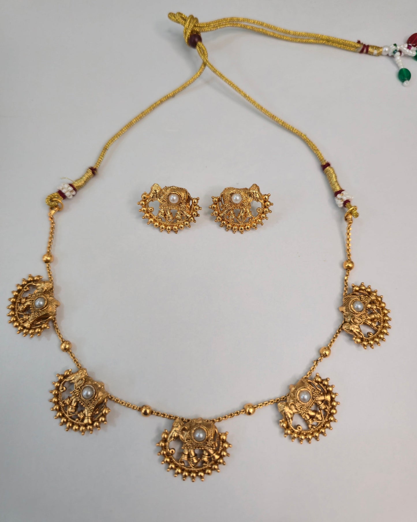 Pearl Motif Necklace Set
