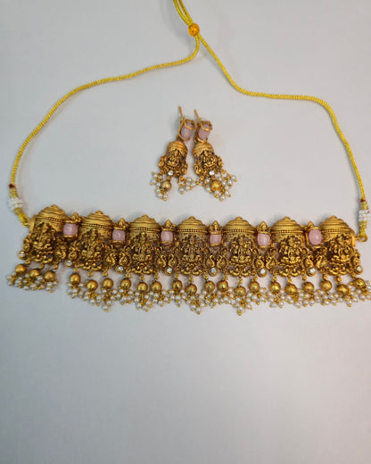 Lakshmi Dome Pearl Choker Set