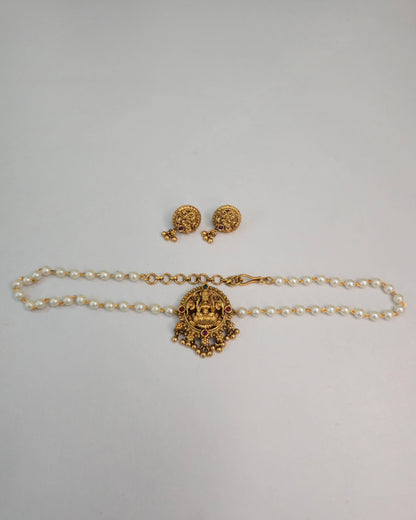 Pearl Lakshmi Pendant Choker