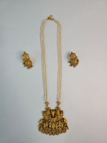 Sri Vaibhavi Pearl Haram Set