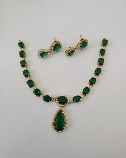 Aarini Emerald Drop Necklace Set