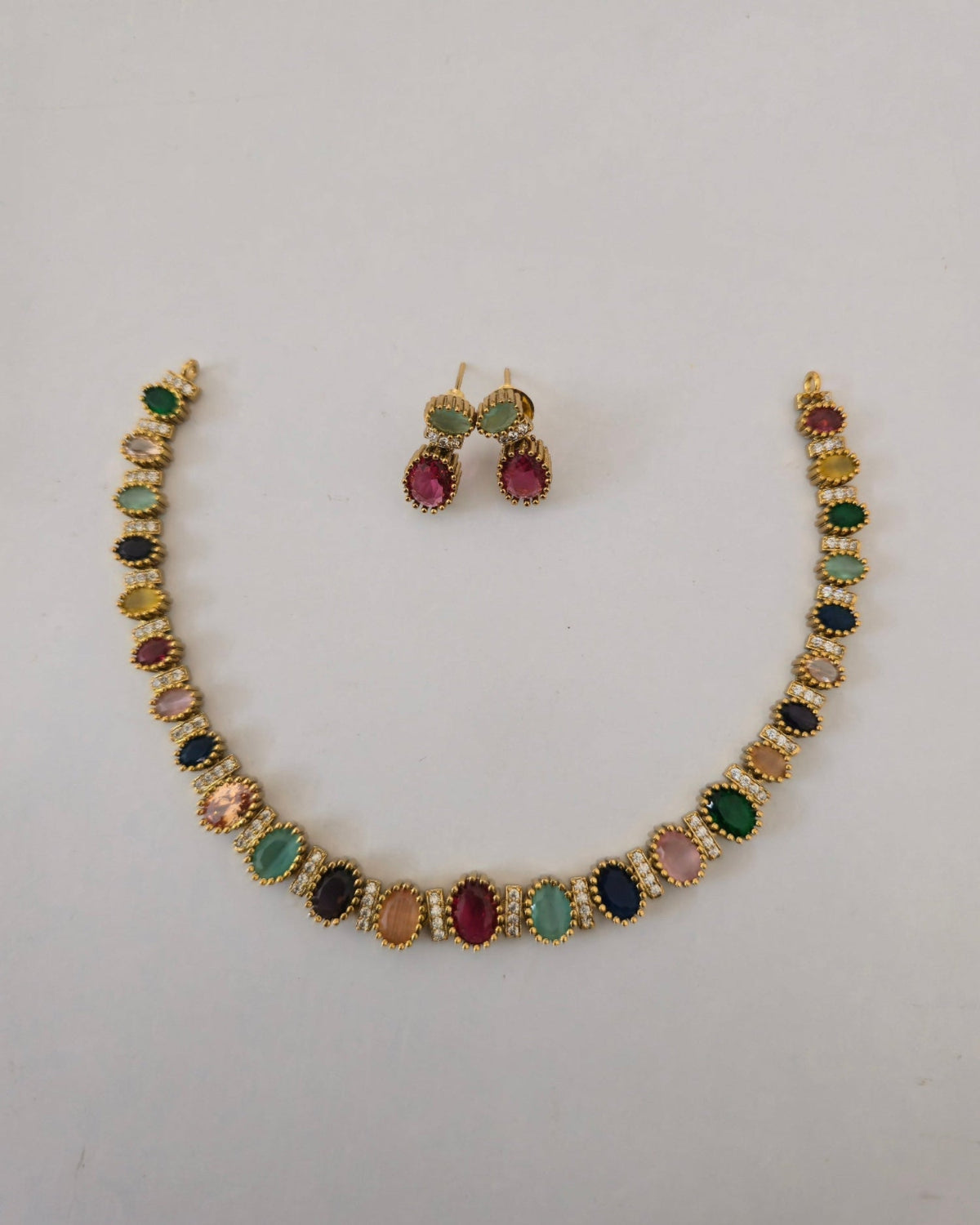 Aarika Multicolor Stone Necklace Set