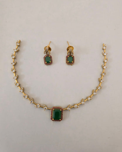 Aarohi Emerald Bloom Necklace Set