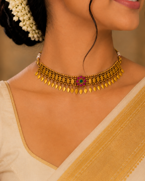 Devika Elakkathali Choker Set