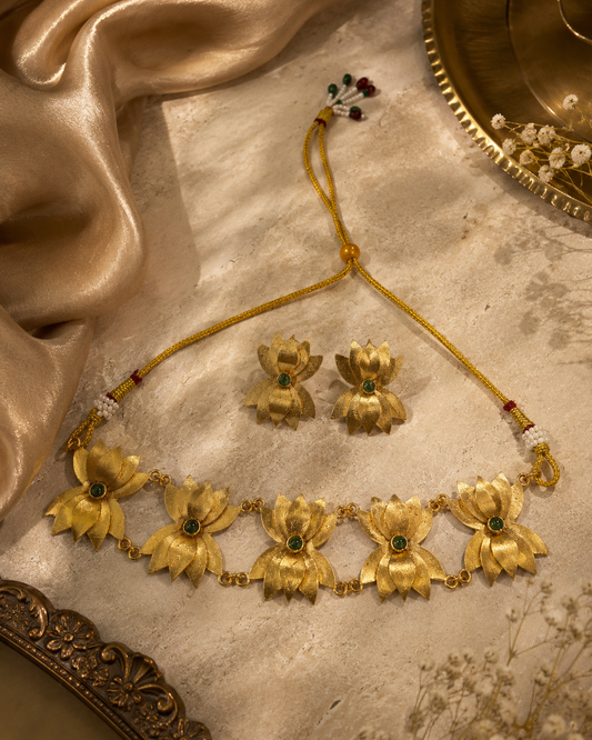 Matte Lotus Bloom Choker Set