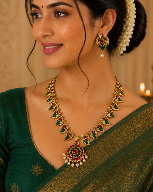 Mayura Pearl Pendant Necklace Set